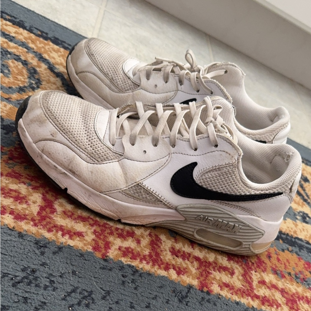 nike air maxes